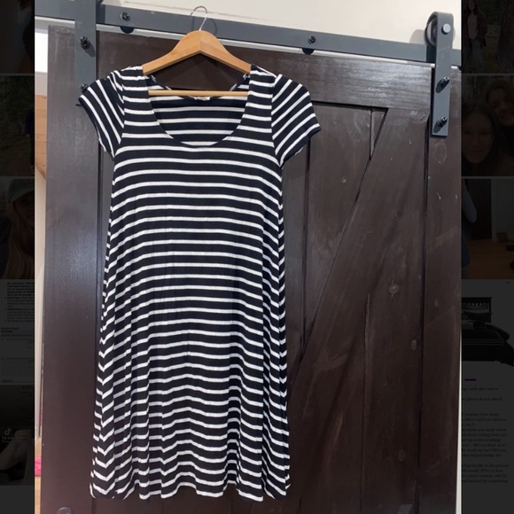 black and white dress - Picture 1 of 3